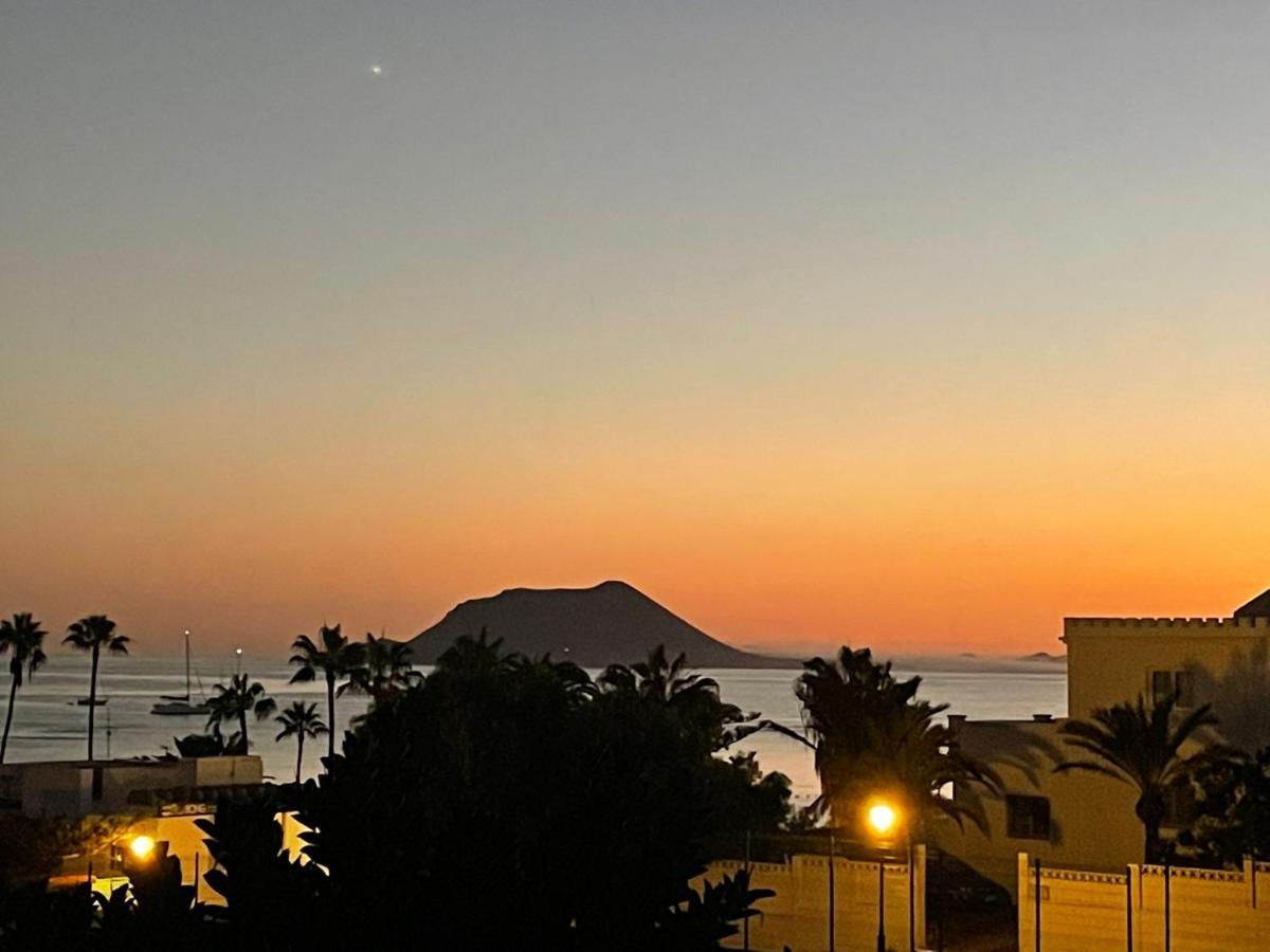 Alojamiento Playa Centro Corralejo 17 Exteriér fotografie